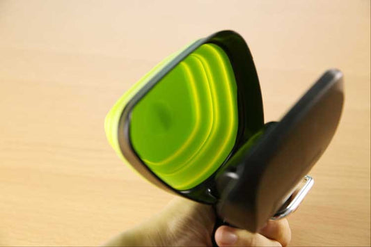 Foldable Dog Poop Scooper with Bags